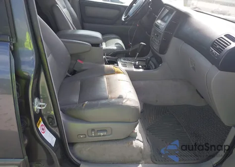 2005 Toyota Land Cruiser V8 из США, поврежденный, VIN JTEHT05J552070760